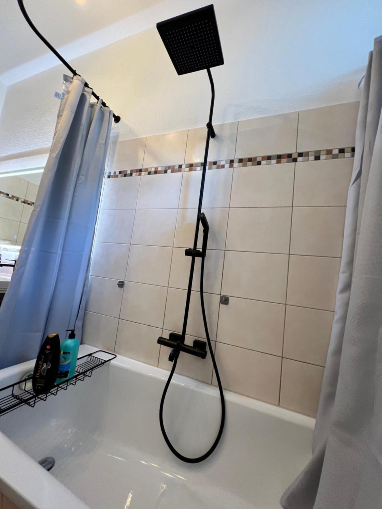 Mintara Komfort Apartment Mit Grill -Terrasse, Sky Und Parkplatz มัคเดอบวร์ก ภายนอก รูปภาพ