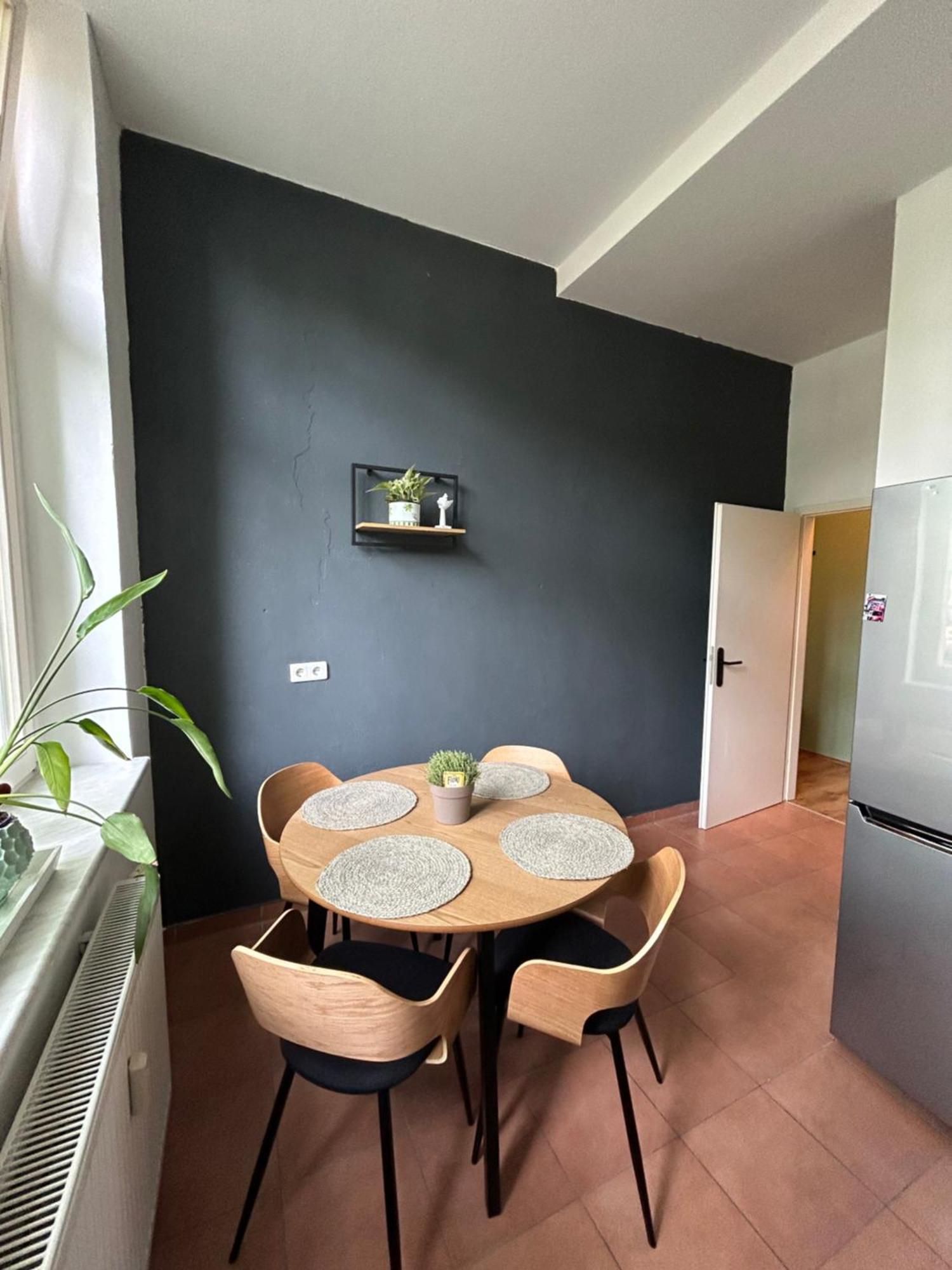 Mintara Komfort Apartment Mit Grill -Terrasse, Sky Und Parkplatz มัคเดอบวร์ก ภายนอก รูปภาพ
